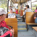 Auf der Fahrt mit der Wellington Cable Car nach oben