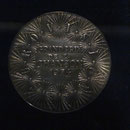 Die ABBA-Sieger-Medaille beim Grand Prix de la Chanson d'Eurovision 1974 im Powerhouse Museum