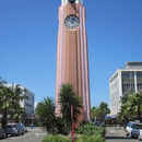 Glockenturm an der Stadteinfahrt von Gisborne