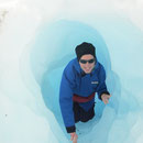 In einer Roehre im Eis des Franz Josef-Gletschers