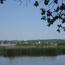 Blick vom Seeburgpark auf den See.