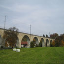 Der 265 Meter lange Eisenbahnviadukt in Bussnang.
