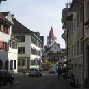 Blick vom Dorfkern auf die evangelische Kirche Weinfelden.