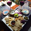 trop mimi ses petites assiettes à fromage!!!!