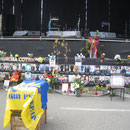 Vor der großen Bühne auf dem Maidan sind die Bilder aller toten Regierungsgegner aufgestellt. Foto: Stefan Korinth