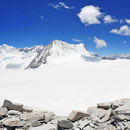 ... vorbei am Baruntse zum West-Col ...