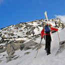 ...entscheiden wir anderen uns die Ski für ein paar Höhenmeter auf den Rucksack zu schnallen...