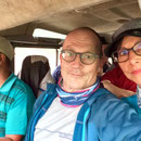 © Dr. Jürgen Greher / Makalu 2016; Neun Leute plus Gepäck im Landrover: Fahrt nach Num.