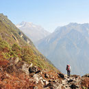 © Christoph Haas / Makalu 2010; Unterwegs über die ersten hohen Pässe Keke La, Shipton La und Tutu La ins Tal des Barun Khola.
