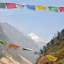 © Christoph Haas / Makalu 2010; Unterwegs über die ersten hohen Pässe Keke La, Shipton La und Tutu La ins Tal des Barun Khola.