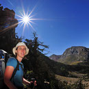 Annika genießt noch mal den Ausblick über das Vall de Corones.