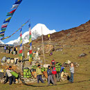 © Christoph Haas / Makalu 2010; Früher Morgen an der Langmale-Hütte.