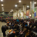 Dans la gare