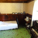 Une reconstitution de la chambre d'une maison de l'époque, en ville