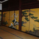 Peintures sur murs coulissants