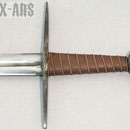Réf.: GB009 épée une main Single handed sword ground blade, hilt decorated with wire, blade length 80-82cm, weight 1.5kg, colour of hilt by request Prix: 189 €