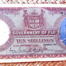 Islas Fiji colonia británica 10 shillings 1937 anverso