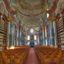 Die Bibliothek ist ein »sakraler« Raum, ein Tempel des Geistes, der Wissenschaft und der Erkenntnis.
