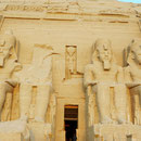 zu Besuch bei Ramses II. in Abu Simbel, Photo: Daniela Rutica