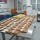 Weitere Bilder aus der Sandwichproduktion.