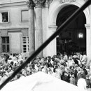 18.00 Uhr - Nachrichten: Wir hören über das Radio, daß unsere Ausreise genehmigt wird.