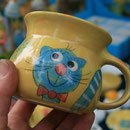 Kindertasse "Miezi"  Mini mit Bauch , Farbe: gelb, Artikel - Nr. 5016/ 14,- € (H 7,5  ∅ 8,5 cm)