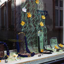 fenster leyergasse, glasperlen