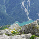 2011年8月_大汝山黒部湖を背景に