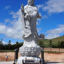Von der Strasse aus gesehem im McLaren Vale - Buddhistischer Tempel - sehr untypisch für Australien!