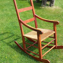 Chaise bercante à fond tressé  no. 725
