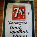 Enseigne Seven Up (7up)  no.  572 VENDU