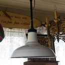 VENDU Luminaire industrielle blanche  no. 661