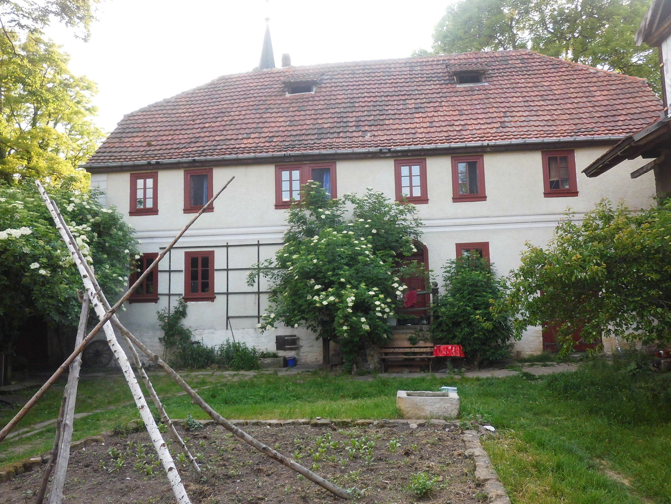 Der VierSeitenHof kunestocobstaedts Webseite! Der VierSeitenHof kunestocobstaedts Webseite!