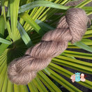 laine mérinos alpaga fil à tricoter pour bonnet et écharpes, coloris marron foncé, fabriquée en france, merino, alpaca
