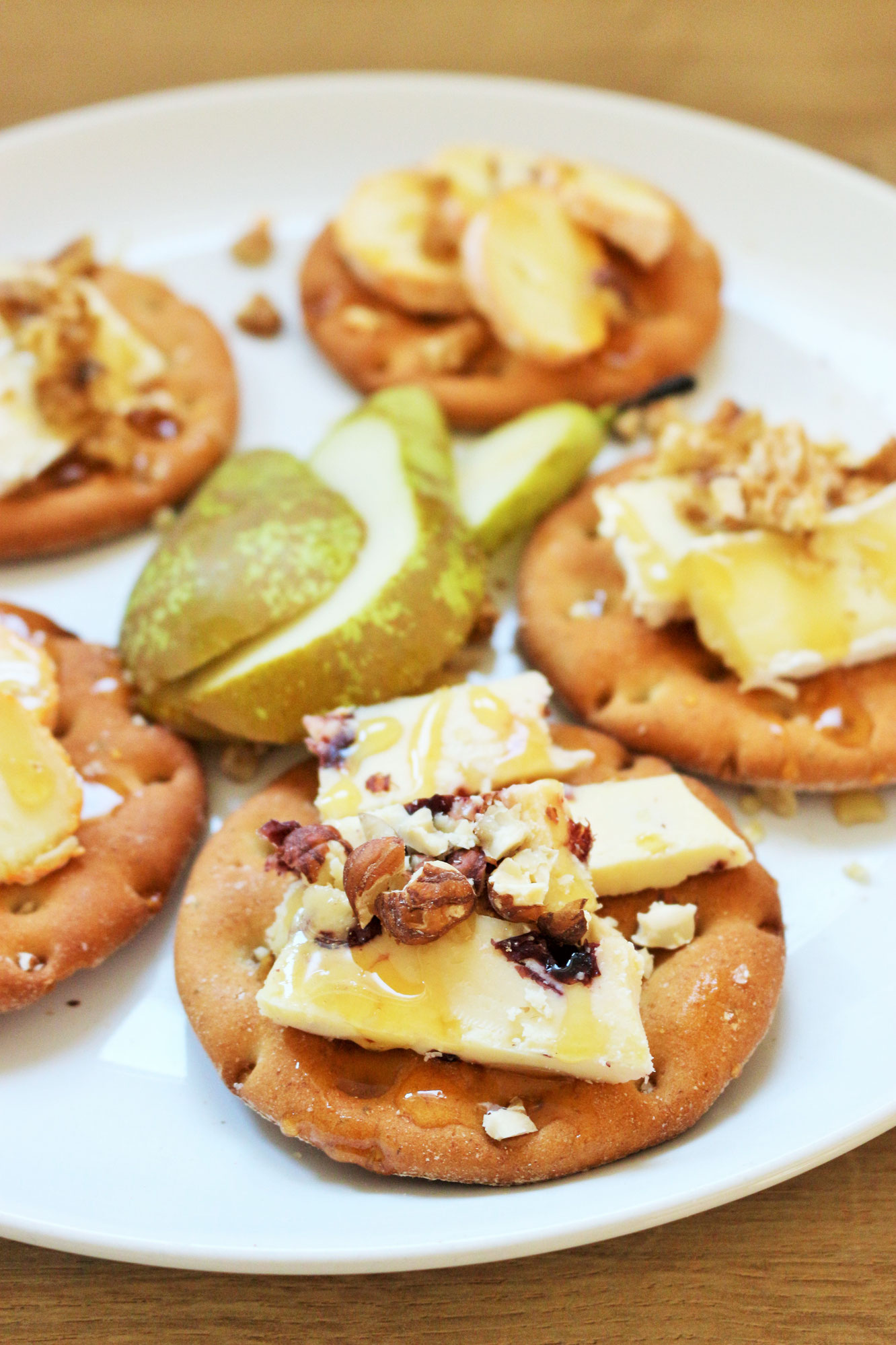 Käseplatte mal anders - als Häppchen - Partystories Blog