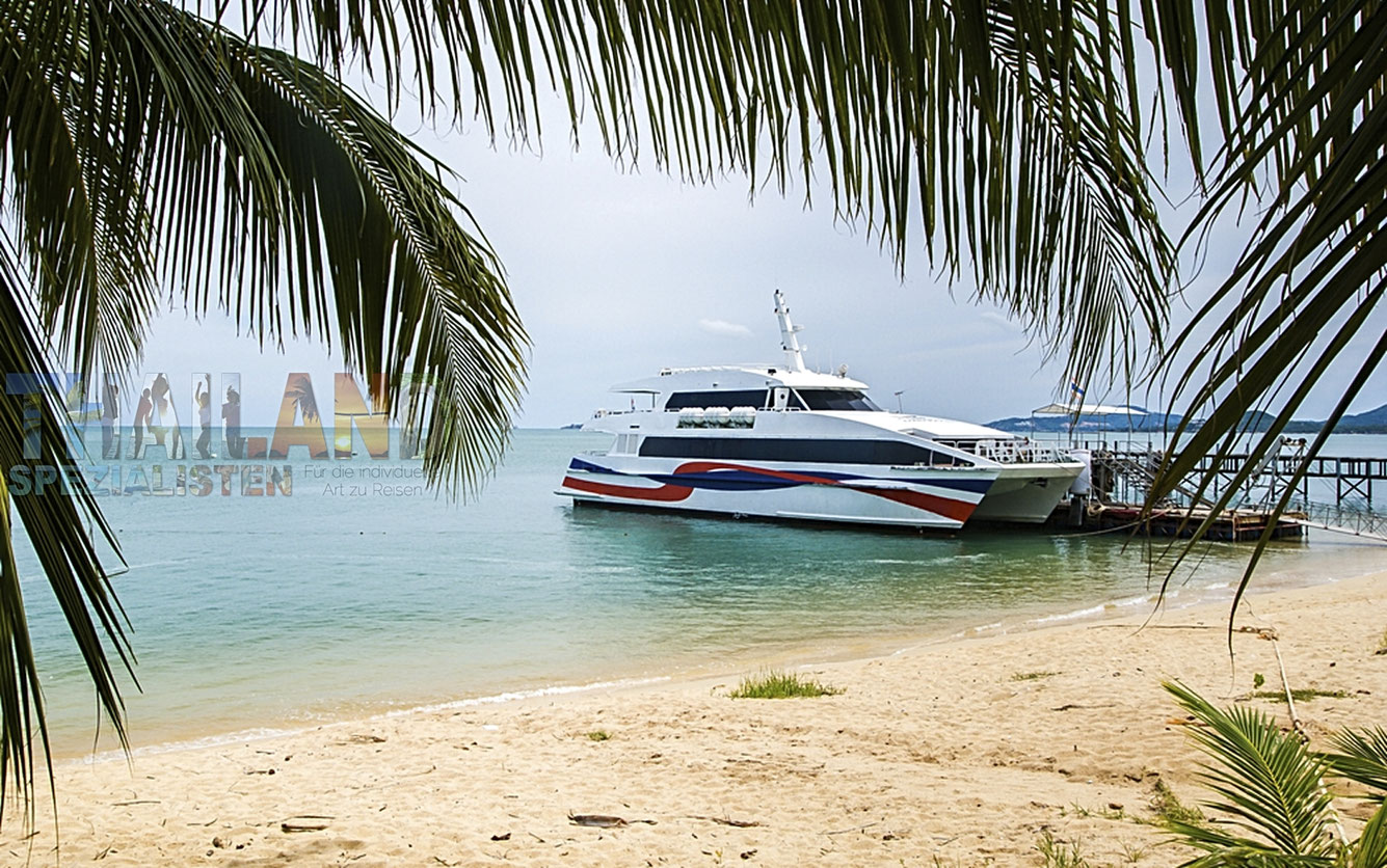 High-Speed Katamaran von Lomprayah von Chumphon nach Koh Tao