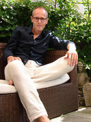 PETER HINZE