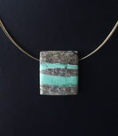 Variscit mit Edelstahlcollier