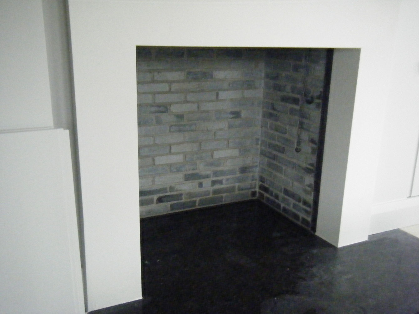 Kachelöfen, antike Kachelöfen, Stilkamine, Wasserführende Kamine und