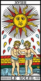 Carte XVIIII Le Soleil du jeu d'Alexandro Jodorowsky . Tarot de Marseille