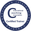 Auf dem Foto ist das Siegel Certified Trainer zu sehen