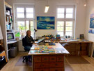 XV. Kieler Ateliertage  - Ich lade Sie herzlich ein ins atelier9 am Seefischmarkt:    Wischhofstraße1-3, Geb.4, 2. Stock, 24148 Kiel.  - 24. und 25. September 2022  - geöffnet: Samstag und Sonntag von 11 - 18 Uhr  - Hier erhalten Sie auch den Kiel-Kalende
