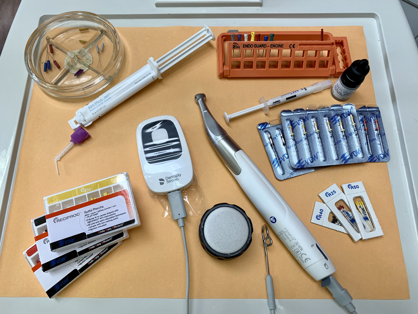 WurzelkanalBehandlung (Endodontie) Zahnarztpraxis Werzmirzowsky