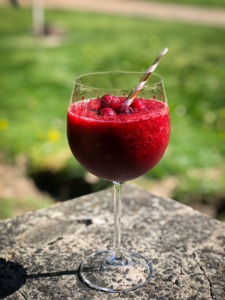 "CherryCoke" Slushie. Mit Rum. mix dich glücklich (ThermomixRezepte)