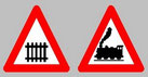 Panneaux de signalisation d'un passage à niveau