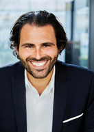  contact booking JULIAN JACOB