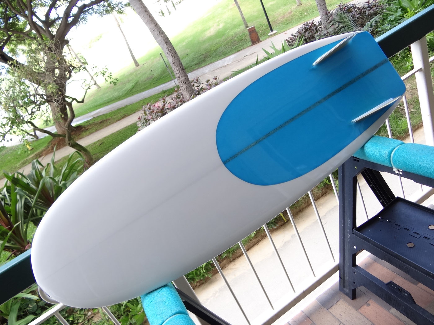 JIM PHILLIPS ジム フィリップス ハワイ ワイキキ サーフショップ KAION （カイオン） at WAIKIKI SHORE