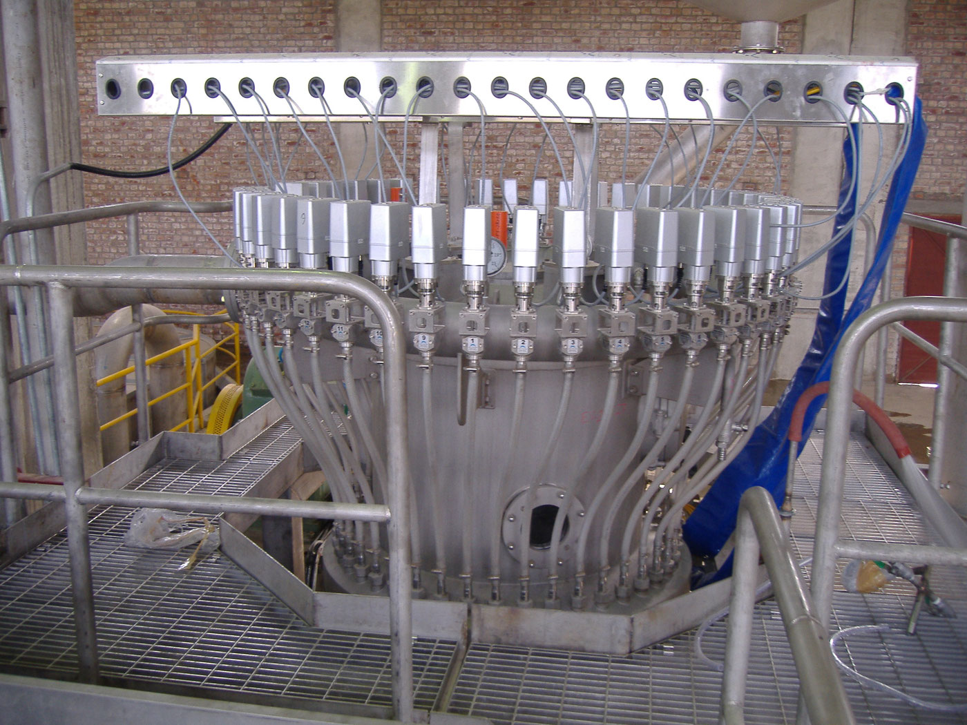 Cross Valve Dilution Control HeadboxRundverteilerStoffauflauf