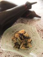 生のなすをきゅっとしぼってしょうが醤油で。