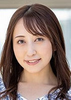 川村 まなみ